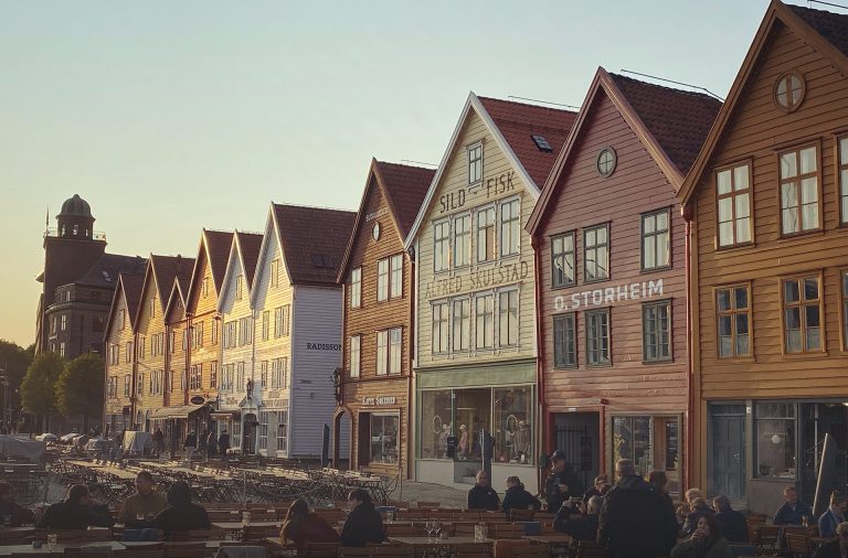 Tørfisk og Michelin-stjerner i Bergen: »Claus Meyer og de andre pionerer skabte nogle visioner, som også bredte sig til Norge«