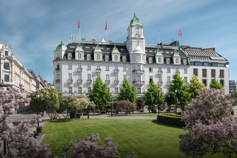 På Oslos Grand Hotel kan du bo som en stjerne